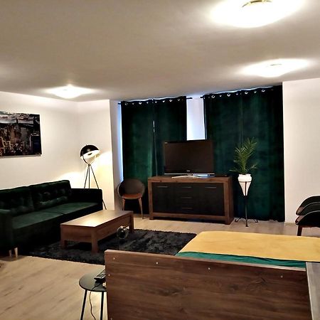 Downtown Studio Apartment Zielona Gora  Exterior photo